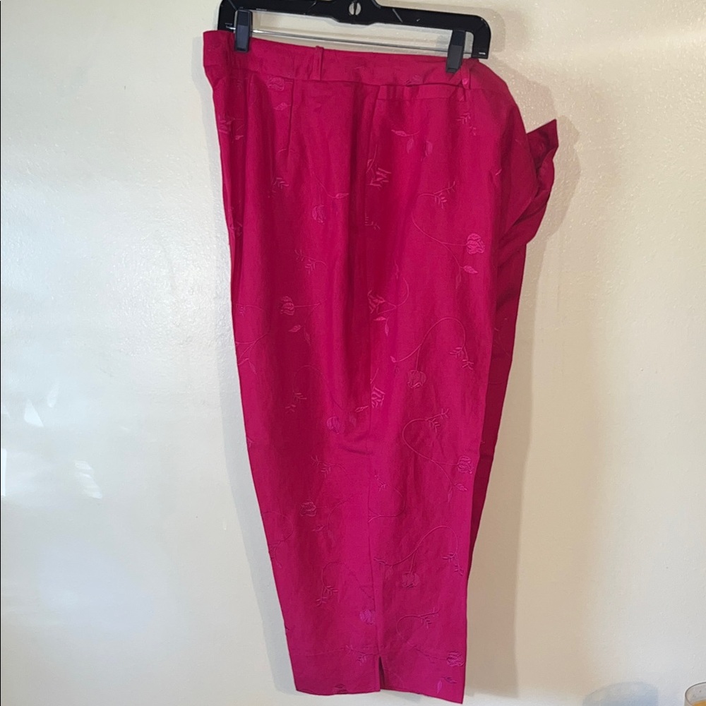 Briggs New York Fuchsia Trousers